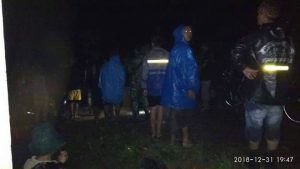 Kades: Longsor Kampung Adat Sirnaresmi Dari Sebuah Bukit