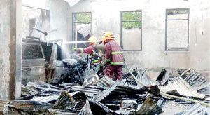 Bangunan Showroom Ludes Terbakar