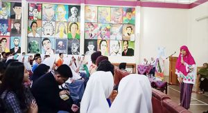 Sahabat Geulis Bangkitkan Minat Baca