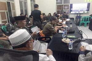 Satpol PP Laksanakan Surat Edaran Walikota