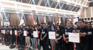Mahasiswa KKN Ikut Membersihkan Sungai Citarum