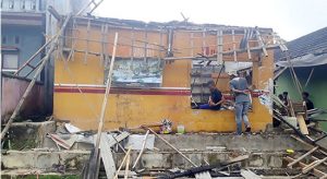 Dua Rumah Hangus Terbakar
