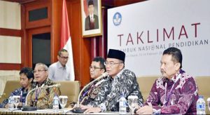 Mendikbud: Guru Harus seperti Pesilat