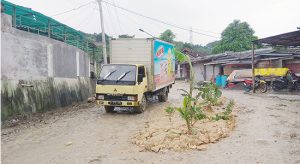 Warga Jampangtengah Kritik Pemerintah