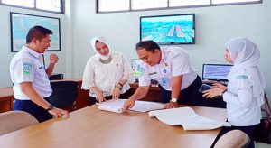 BMKG: Hindari Area Terbuka Saat Petir