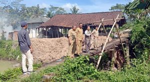Sering Macet, Cikembar Bangun Jalan Alternatif