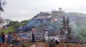 Tujuh Warung di Objek Wisata Karangpara Diamuk Si jago Merah