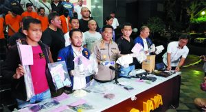 Polri Tangkap 442 Massa Perusuh