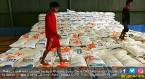 Bulog Pastikan Stok Bahan Pokok Aman