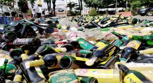Polisi Musnahkan Belasan Ribu Miras dan Sabu-sabu