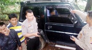 Bambang Ditemukan Tewas Dalam Mobil