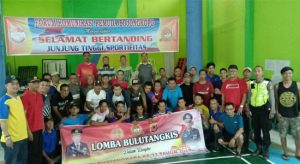 Bulutangkis HUT Bhayangkara ke 73 di Simpenan Meriah