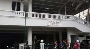 Astaghfirullah, Masjid Al Hikmah Dicoret Gambar Alat Kelamin