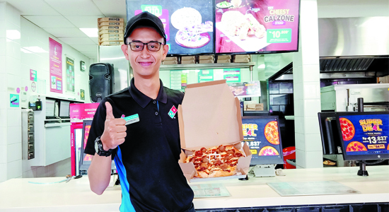 Asisten Store Manager Dominoz Pizza Sukabumi,