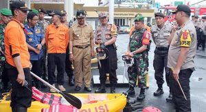 Petugas Gabungan Siaga 24 Jam