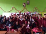 Duta Kampus Universitas Nusa Putra Berbagi Informasi dan Motivasi Kepada Siswa Kelas XII