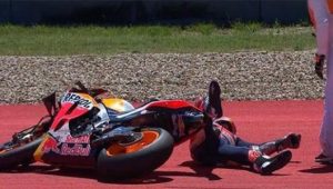 Marquez Terjatuh di Sepang