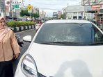 Lady Gaga Sukabumi Ngamuk, Rusak Mobil Milik Warga