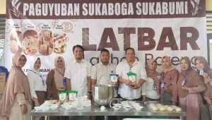Keseruan Paguyuban Sukaboga, Latihan Bareng Membuat Kue