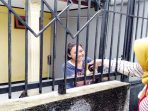Desa Nagrak Bagikan Ribuan Masker