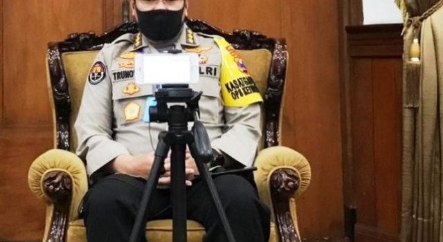 Polda Jawa Timur Mediasi Satpol PP dan Pelanggar PSBB