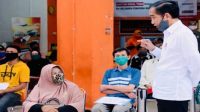 Presiden Jokowi Tinjau Langsung Penyaluran Bantuan Tunai di Kota Bogor