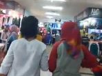 THR Cair, Pusat Perbelanjaan Diserbu Warga
