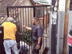 Pasang Gerbang, RW3 Kelurahan Cisarua Antisipasi Pencurian