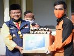 Uu Ruzhanul Melepas Distribusi Bansos Jabar di Purwakarta