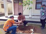 SMKN 1 Kota Sukabumi Tanam dan Sebar 900 Pohon