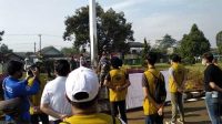 Yonif 310 Kidang Kancana Semprotkan Disinfektan di Cikembar