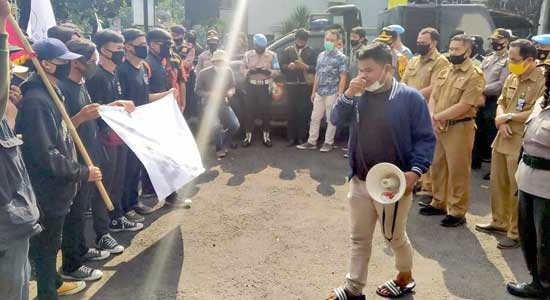 Mangkrak, Proyek Flyover Cibeureum Disoal, Pengembang Diduga Bermasalah