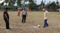 HUT RI ke 75, Hergun Buka Turnamen Sepak Bola di Cikembar
