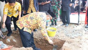 Bupati Sukabumi Hibahkan Tanah Untuk Masjid dan Rest Area