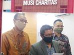 Anunya Diemut Remaja, Oknum Dosen Dipecat