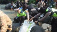Polres Sukabumi Kota Gencar Bersih-bersih Sungai