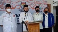 Pasangan OTW Daftar Terakhir ke KPUD Cianjur