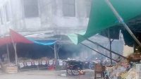 Tabung Gas Bocor, Gerobak Bubur Hangus Terbakar