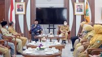 Pemkot Sukabumi Lepas Tujuh ASN