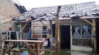 120 Warga Caringin Tinggal Digubuk Reot