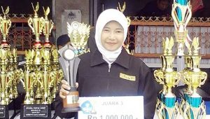 Yulia Berkomitmen Lestarikan Tari Tradisional