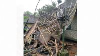 Cuaca Ekstrim, Rumah Warga Surade Sukabumi Ambruk