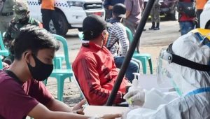 69 Wisatawan di Puncak Bogor Reaktif