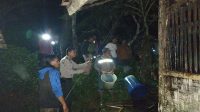 Rumah Kakek Mahdar Membara