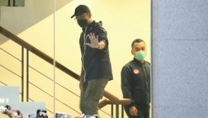 Tersangka, Mensos Juliari Serahkan Diri ke KPK