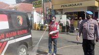 Mapolres Sukabumi Kota Disemprot Cairan Disinfektan