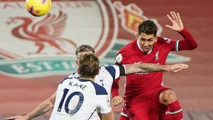 Gol Firmino Buat Liverpool Geser Spurs dari Puncak Klasemen