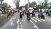 Bikers Bernopol B, Tewas Tergilas Tronton di Parungkuda, Cek Kondisinya