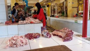 Harga Daging Sapi Tinggi Pembeli Ikut Sepi, Begini Curhatan Pedagang