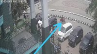 Pria Berambut Gondrong Nyolong HP Jamaah Masjid Agung Palabuhanratu Sukabumi